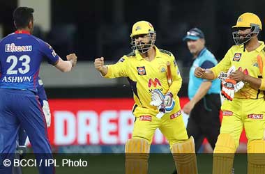 MS Dhoni steal the show vs. Delhi Capitals in IPL 2021 Qualifier