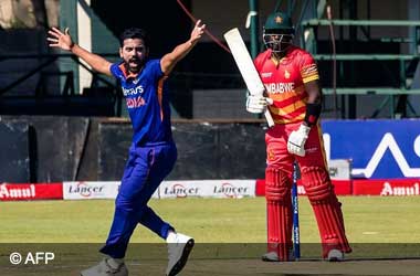 Deepak Chahar takes wicket against Innocent Kaia at 1st ODI of Indias tour of Zimbabwe 2022