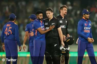 Kiwis Lose Third ODI And Suffer Series Whitewash Against India