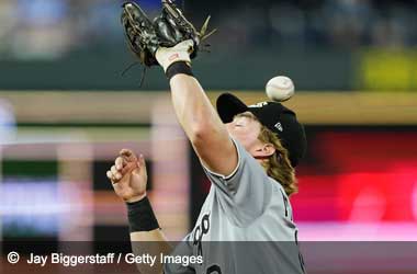 White Sox Drop Another Heartbreaker in Bizarre 4-3 Loss to Royals